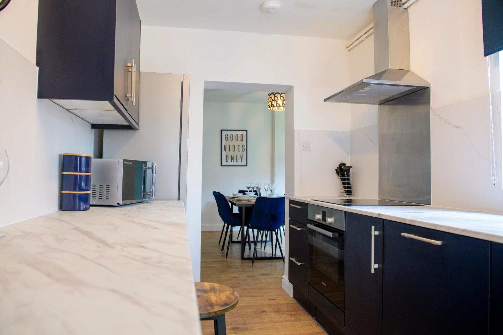 Stunning House - Sleeps 7 - 5 Mins Walk To Lincoln High Street - Parking - Wifi Villa Ngoại thất bức ảnh
