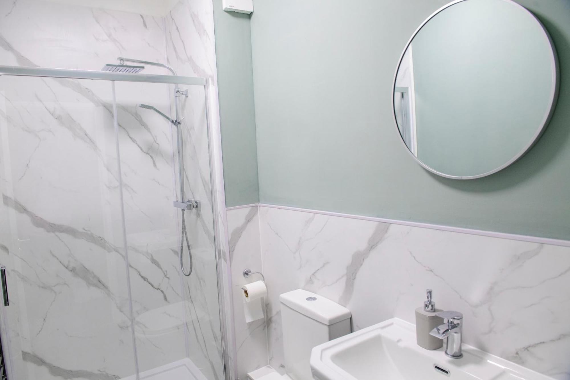 Stunning House - Sleeps 7 - 5 Mins Walk To Lincoln High Street - Parking - Wifi Villa Ngoại thất bức ảnh